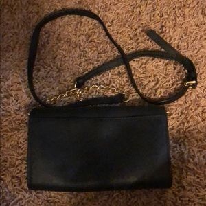 Black authentic Michael kors crossbody